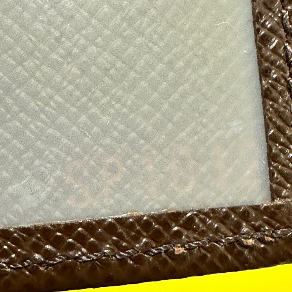 Louis Vuitton Textured Note Book cover - Picture 8 of 12